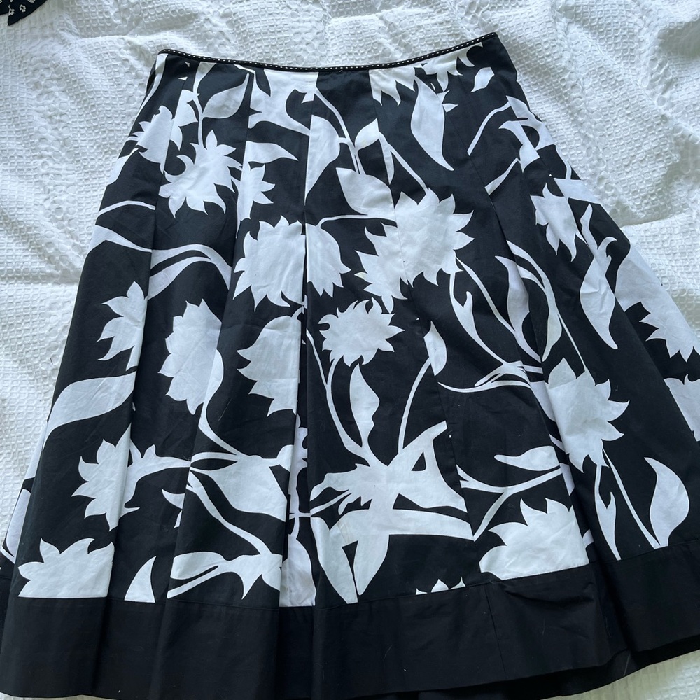 Elie Tahari floral skirt